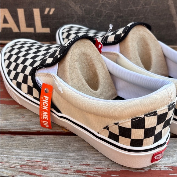 Vans Men's Slip-On Lite+ (Checkerboard) Black/White - Picture 5 of 8